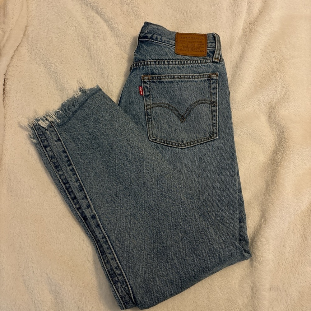 Levi’s mid ride jean